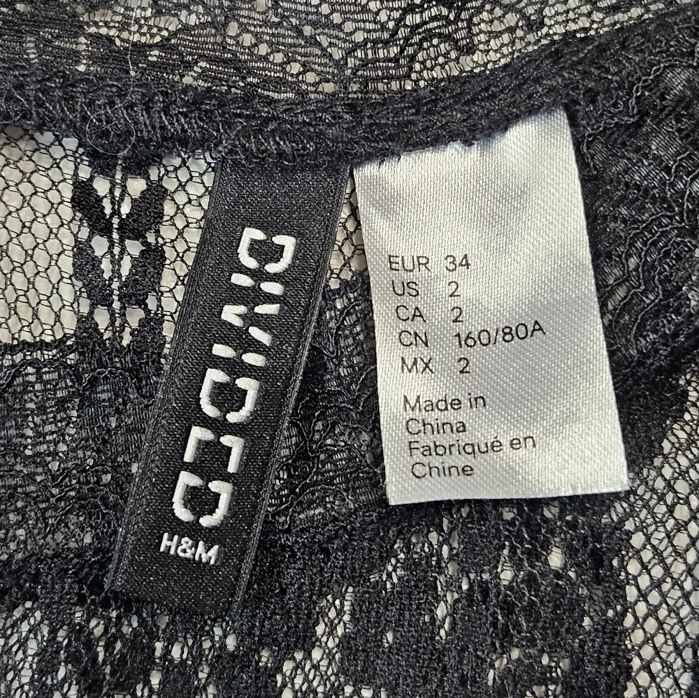 H&M Divided Sheer Black Lace LS Top Scalloped Hem Blouse Size 2 Goth Layering